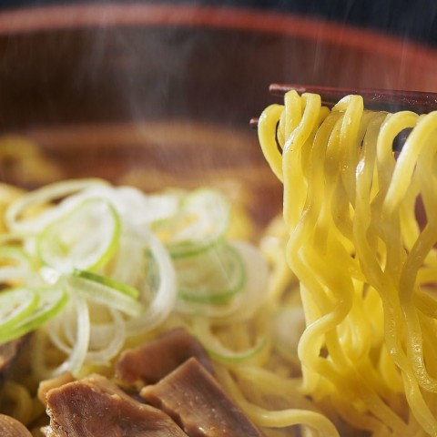 中華そばの魅力溢れるスープの秘密は？基本的な組み立てをご紹介！サムネイル